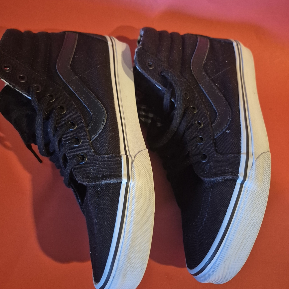 Vans Black Canvas High-Tops with White Soles - Picture 8 of 9